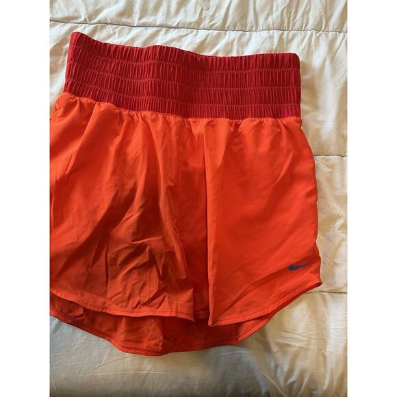Nike One Women's Dri-FIT UltraHigh Waisted 3" Brief-Lined Shorts -Fusion Red-Med - Picture 1 of 4